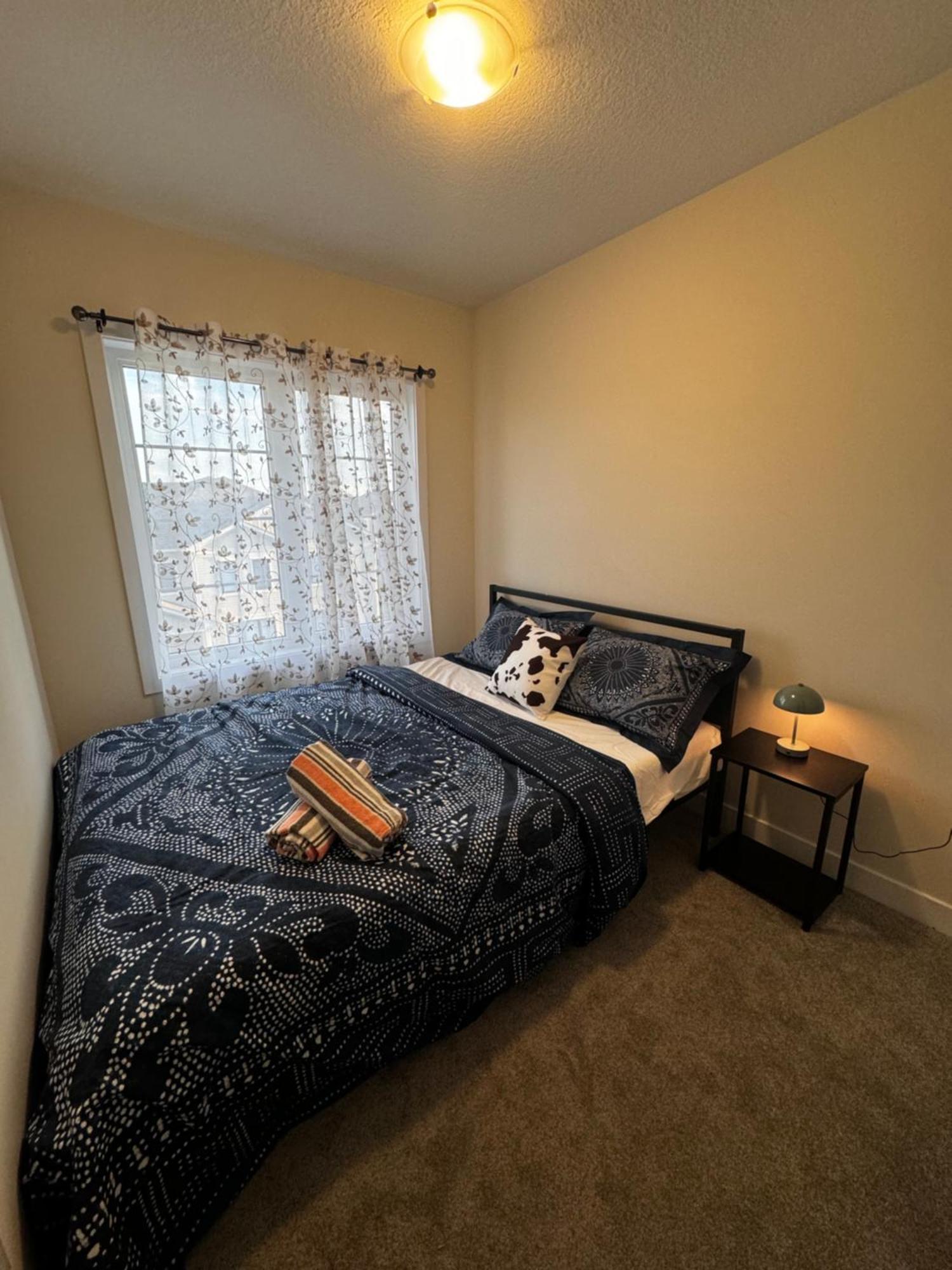 Have Whole House To Yourself Thorold Экстерьер фото