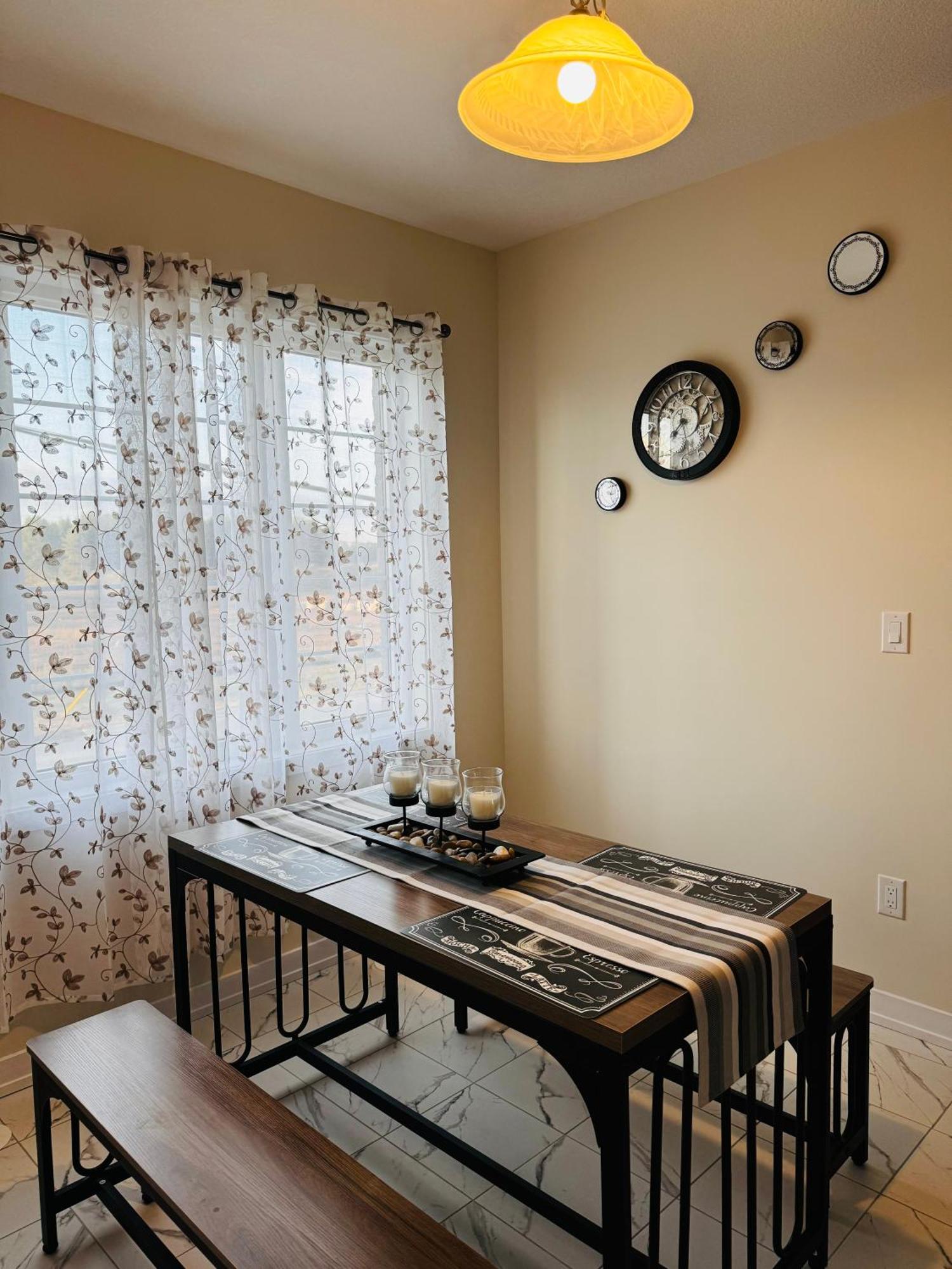 Have Whole House To Yourself Thorold Экстерьер фото